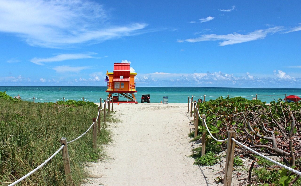 miami-beach-2495889_1280